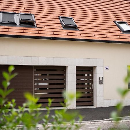 Cesar Apartman Sopron Exterior foto